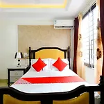 Oyo 287 Nam Cuong X Hotel